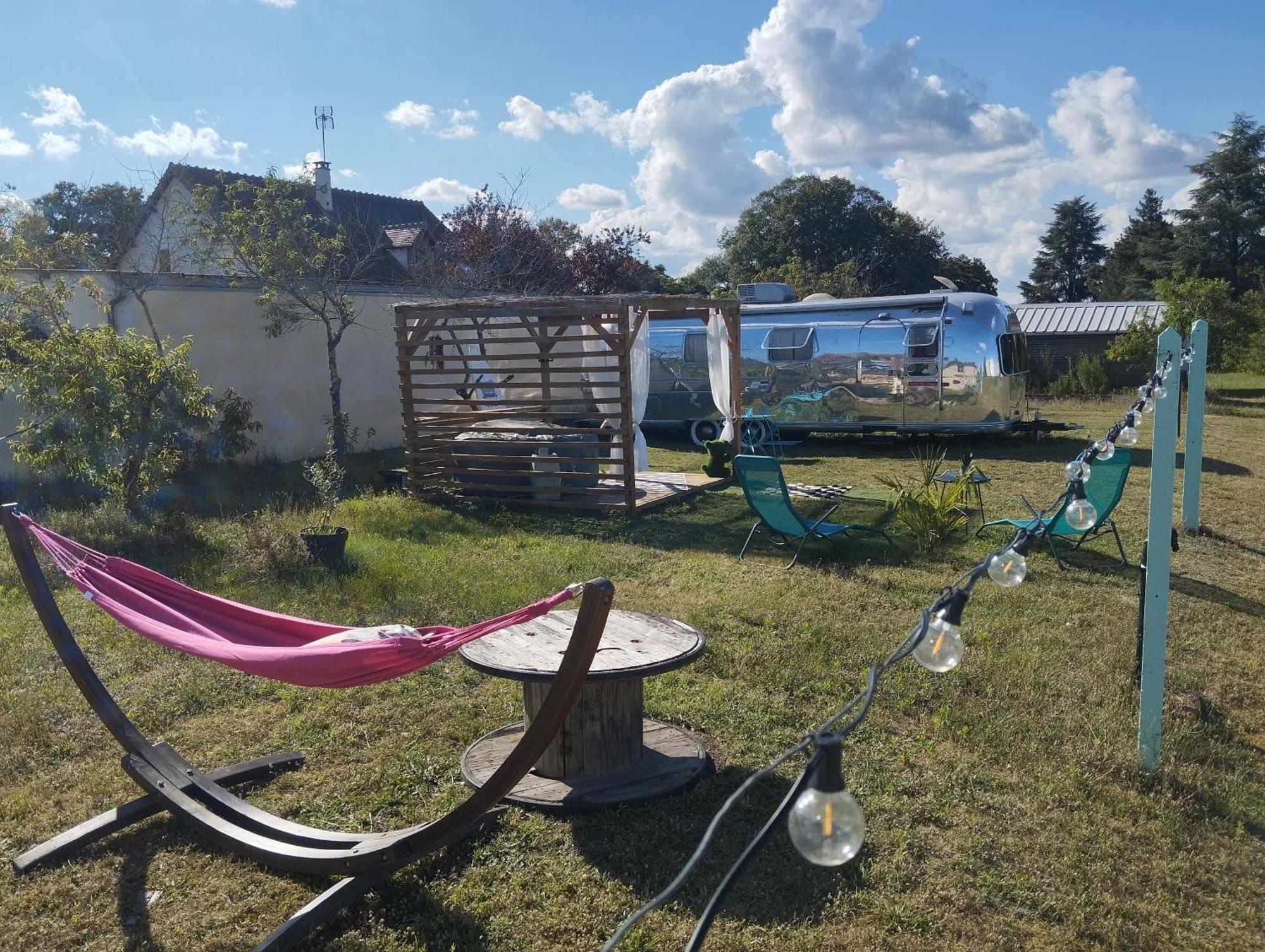 Hotel Vintage Camp Chabris Exterior foto